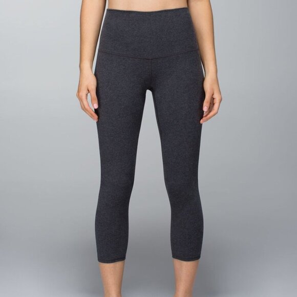 Lululemon Wunder Under Crop (Roll Down) Heathered Black - Picture 1 of 8